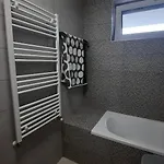 Disztingvalt Apartman, Free Garage アパート デブレツェン