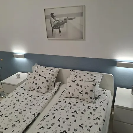 Disztingvalt Apartman, Free Garage * Debrecen